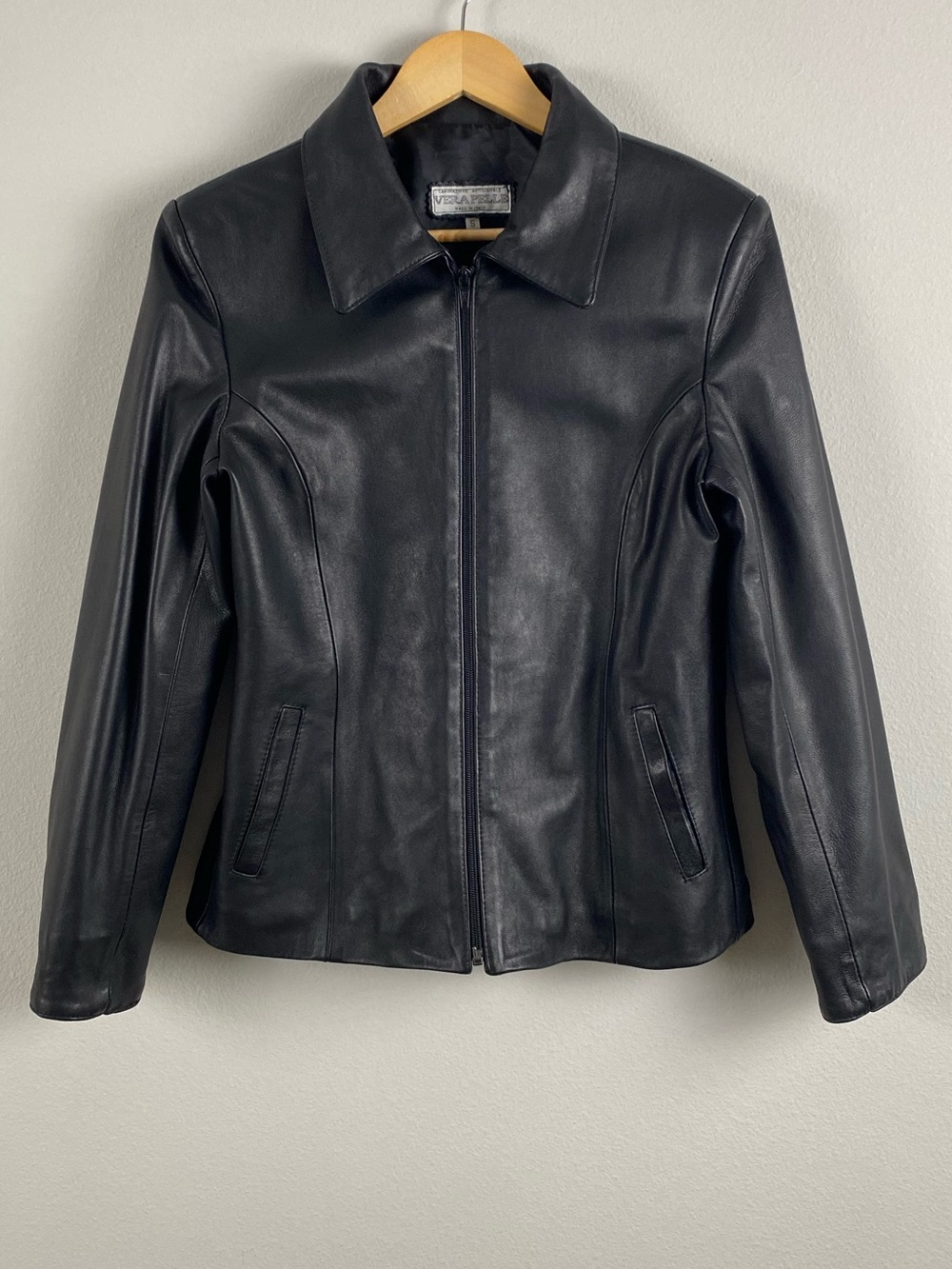 Vera Pelle Genuine Lambskin Leather Full Zip Collared Jacket | Slim Fit | Black